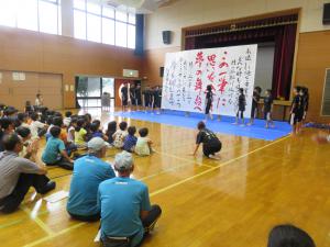 袖ヶ浦高校書道部のパフォーマンス