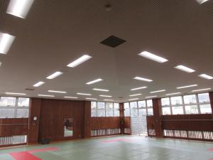 平成28年度長浦中学校武道場改修工事の柔道場写真