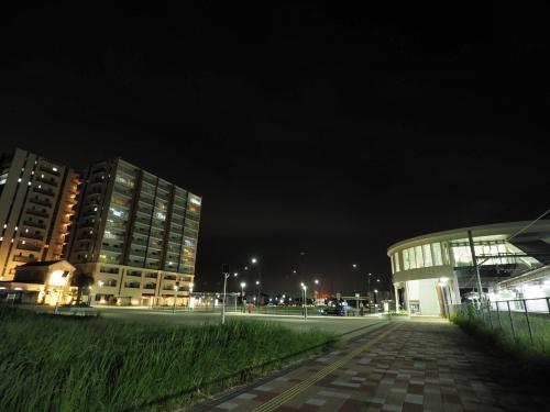 夜の袖ケ浦駅北口