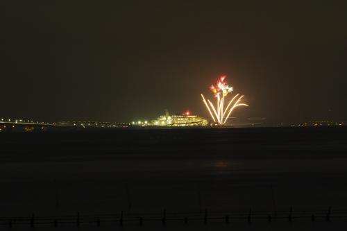 海浜公園からよく見える花火の写真