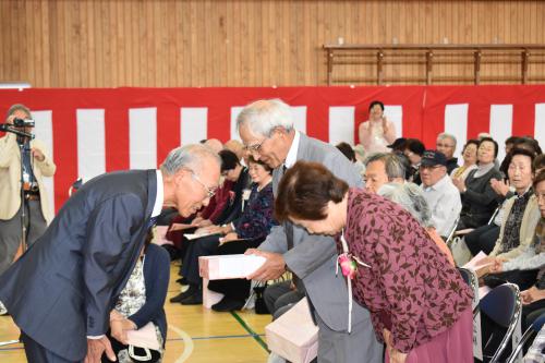 「第7回長浦地区敬老会」の写真