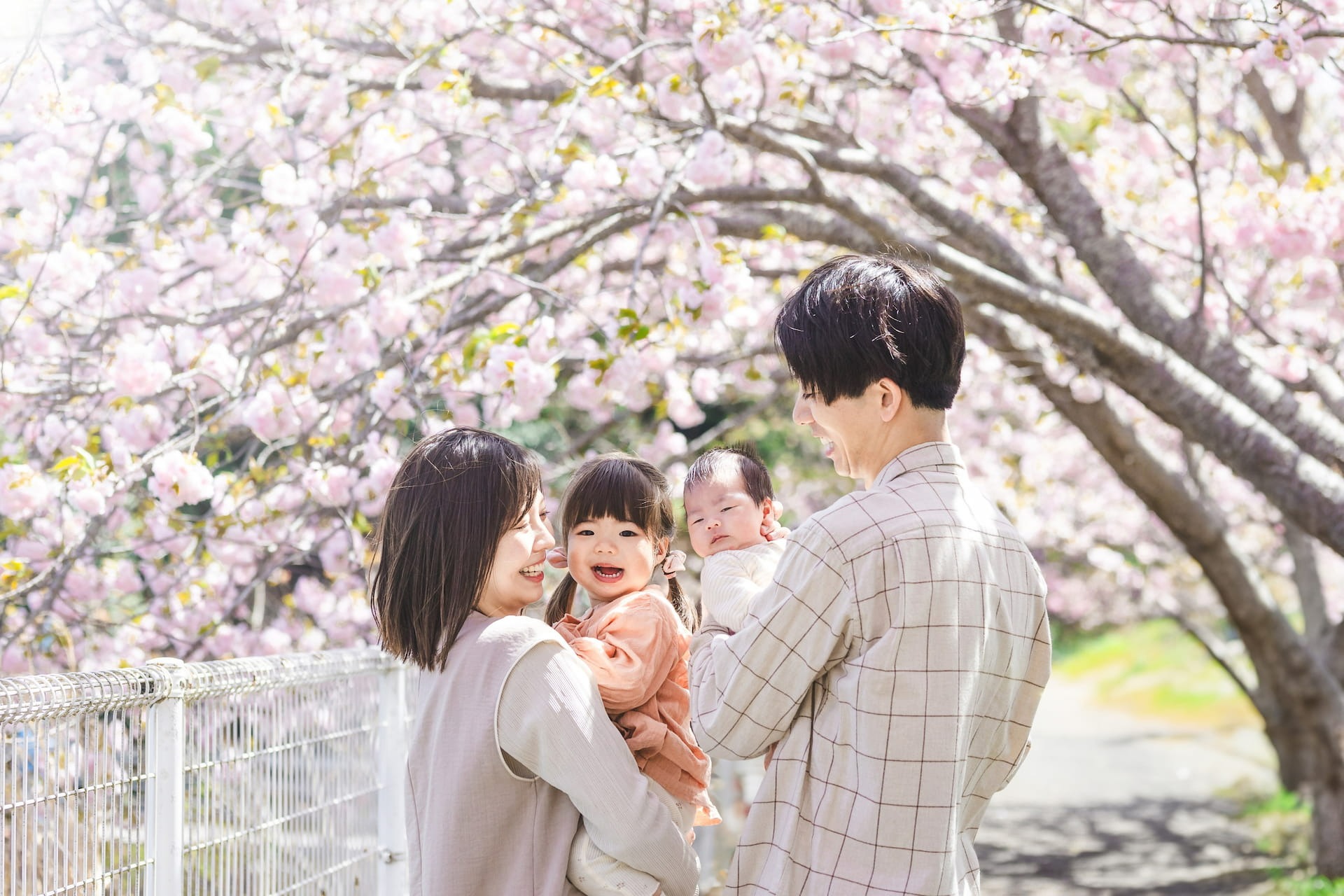 桜と家族