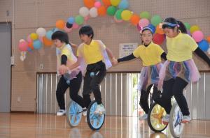 幽谷分校一輪車ダンスの写真
