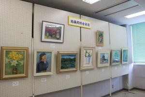 絵画同好会彩友の展示作品の写真