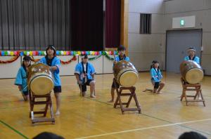 上泉子ども会による太鼓の演奏
