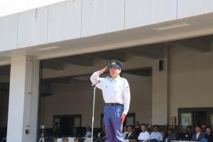 早出市でのあいさつ
