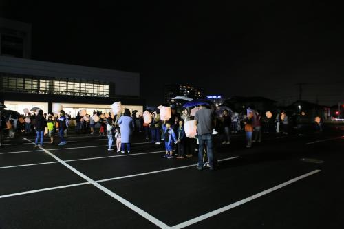 『ランタン』バルーンに願いを乗せて