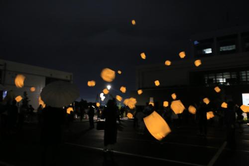 『ランタン』バルーンに願いを乗せて