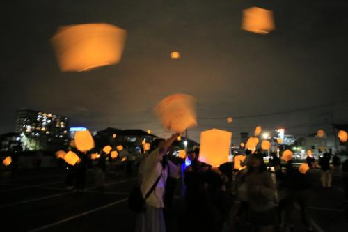 『ランタン』バルーンに願いを乗せて