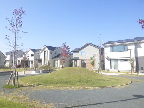 無電柱化住宅　建設中