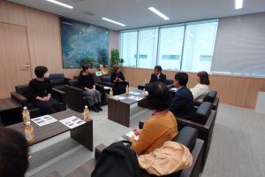 市長と一緒にティータイムの写真