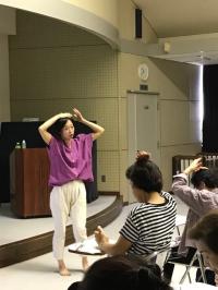 アーユルヴェーダの実践をしている写真