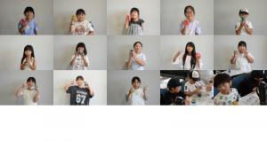 作ったきらきらドームと子ども達の写真