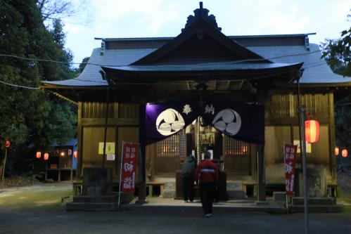 元旦の坂戸神社