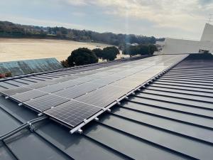 昭和中学校増築校舎の太陽光発電設備