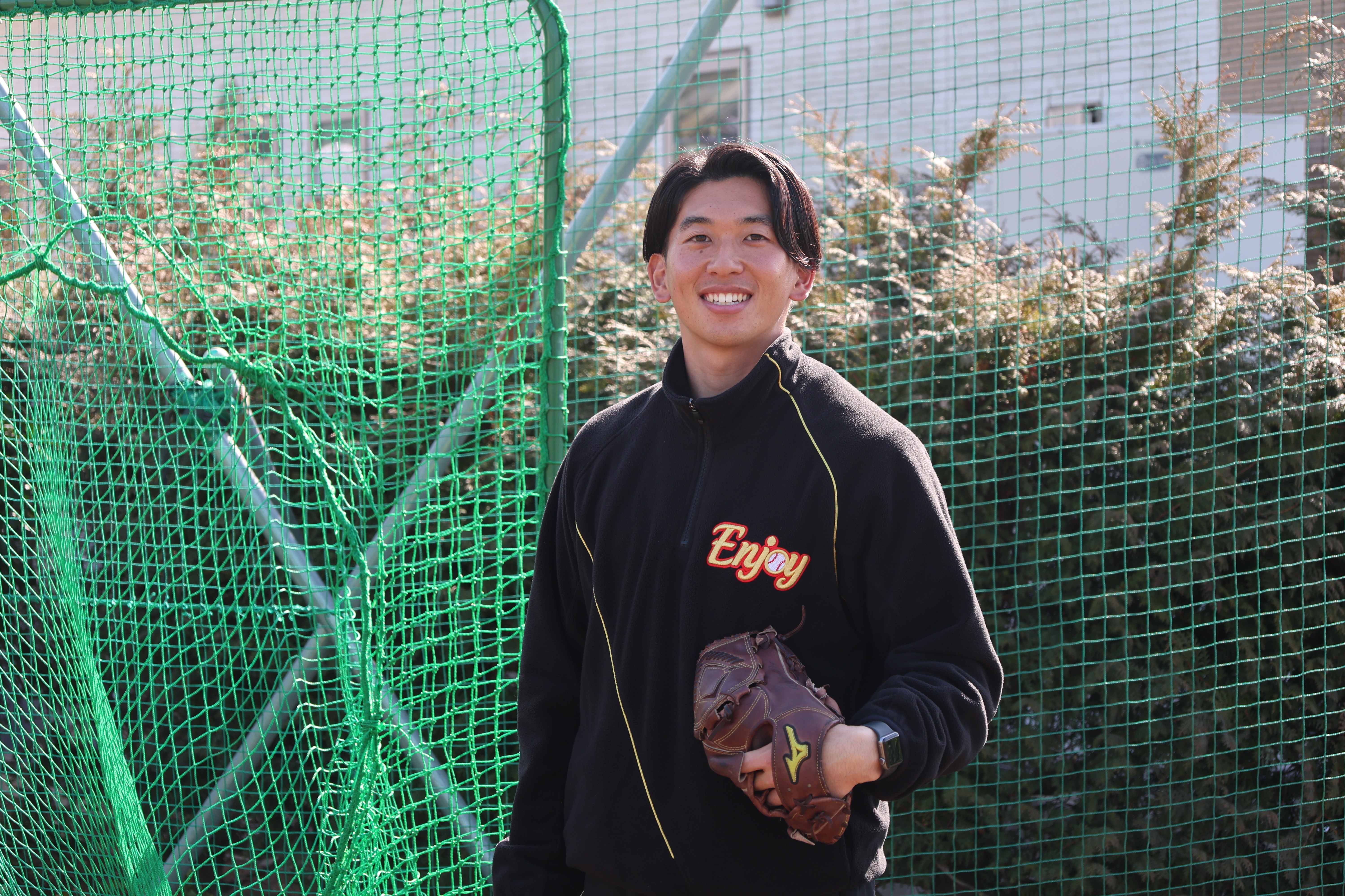 グローブをもった姿