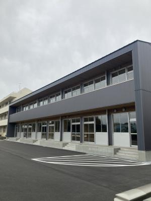 増築中の昭和中学校