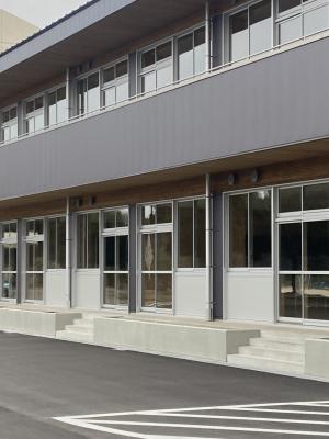 増築中の昭和中学校