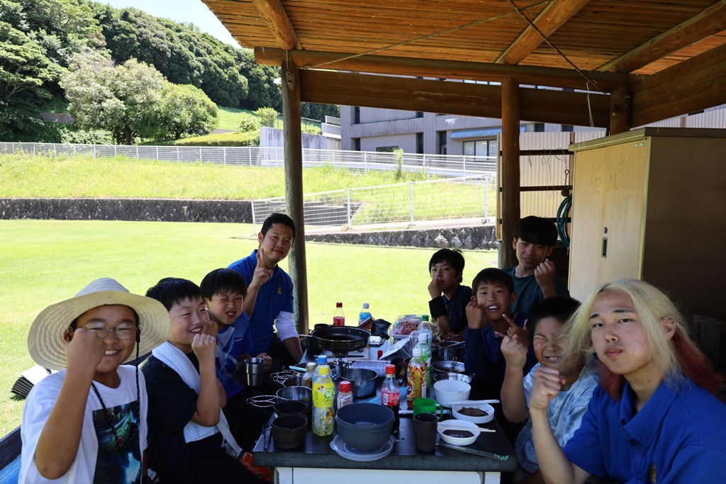 食事中