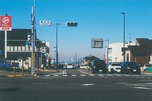 袖ケ浦駅前通り交差点の写真
