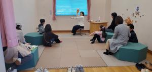 えほんのひろばの様子